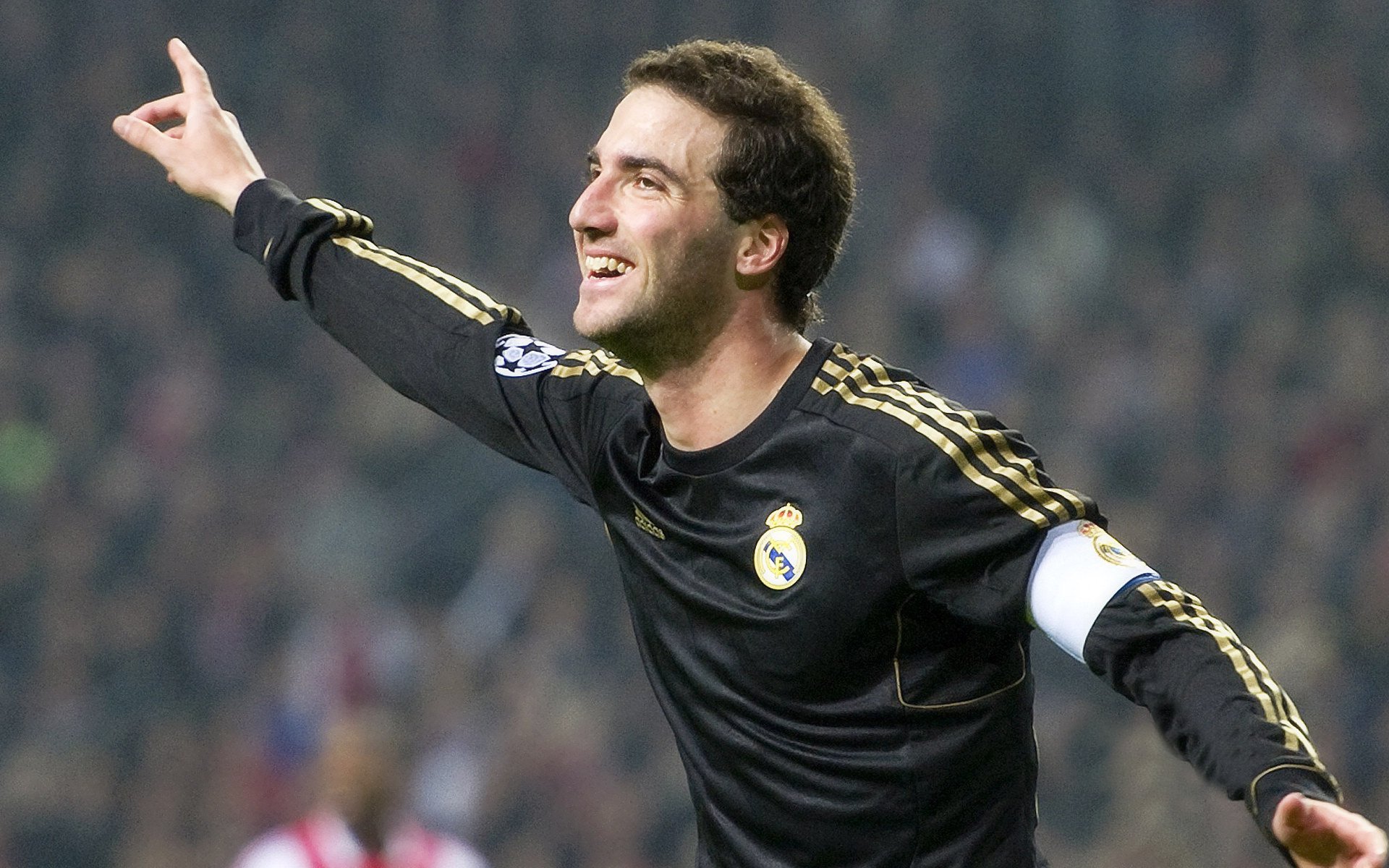 世界杯守门员技术分析：脚下能力已成为硬性指标